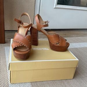 Michael Kors Jessie Platform “Acorn” Leather shoes
